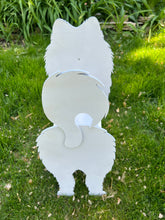 Load image into Gallery viewer, Let this adorable Samoyed Planter help welcome guests to your home.  Custom dog tags with your dogs name also available (please message us - adds $5 to cost of planter box).  Great gift for the dog lovers in your life!
