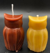Load image into Gallery viewer, owl shaped, all natural beeswax candle. Handmade in the USA. This adorable owl beeswax candle will be a hoot wherever you decide to place it. With a light honey scent and a warm glow, this owl candle makes a great wedding souvenir, wedding gift, baby shower gift and party favors. If you have any special animal lover, bird watcher or owl lover in your life, this will be sure to thrill them :) Owl beeswax candles are sure to be a hoot at your next party, special moment, holiday or rustic table setting.