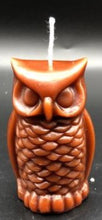 Load image into Gallery viewer, owl shaped, all natural beeswax candle. Handmade in the USA. This adorable owl beeswax candle will be a hoot wherever you decide to place it. With a light honey scent and a warm glow, this owl candle makes a great wedding souvenir, wedding gift, baby shower gift and party favors. If you have any special animal lover, bird watcher or owl lover in your life, this will be sure to thrill them :) Owl beeswax candles are sure to be a hoot at your next party, special moment, holiday or rustic table setting.