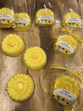 Load image into Gallery viewer, Adorable Sunflower shaped Goat's Milk Soap with sparkle mica center. Rich and creamy soap gently cleanses your skin while keeping it hydrated.