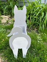 Load image into Gallery viewer, Let this adorable Siberian Husky Dog Planter box help welcome guests to your home.  Custom dog tags with your dogs name also available (please message us - adds $5 to cost of planter box).  Great gift for the dog lovers in your life!
