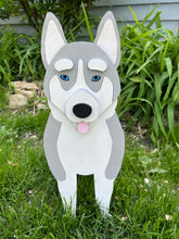 Load image into Gallery viewer, Let this adorable Siberian Husky Dog Planter box help welcome guests to your home.  Custom dog tags with your dogs name also available (please message us - adds $5 to cost of planter box).  Great gift for the dog lovers in your life!
