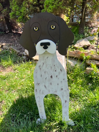 Let this adorable German Shorthaired Pointer  Dog Planter box help welcome guests to your home.  Custom dog tags with your dogs name also available here. Great gift for the dog lovers in your life! 