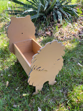 Load image into Gallery viewer, Let this adorable Pomeranian Dog Planter help welcome guests to your home.  Custom dog tags with your dogs name also available (please message us - adds $5 to cost of planter box).  Great gift for the dog lovers in your life!
