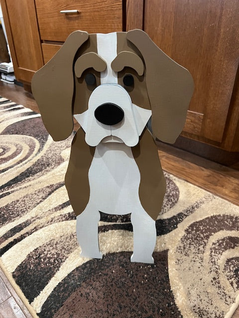 Bring some canine charm to your home with our adorable Beagle Dog Planter. Not only does it welcome guests with its cute design, but you can also add a custom dog tag with your pet's name for an extra personal touch (available through our dog tag listing). The perfect gift for dog lovers, this planter is sure to bring a smile to anyone's face. Get yours now and show your love for man's best friend!