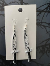 Load image into Gallery viewer, Add a bit of Halloween flare to any outfit with these scary Knife Horror Earrings!&nbsp; The perfect way to welcome in the Halloween season.&nbsp; Also makes a fantastic gift.
