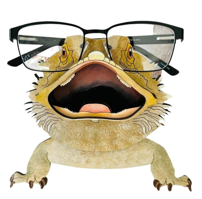 Let this adorable Bearded Dragon Eyeglass Holder keep your glasses safe.    Approx. 7
