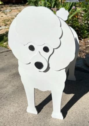 Let this adorable Poodle Dog Planter help welcome guests to your home.  Custom dog tags with your dogs name also available (please message us - adds $5 to cost of planter box).  Great gift for the dog lovers in your life!