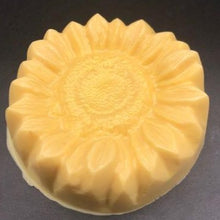 Load image into Gallery viewer, Adorable Sunflower shaped Goat&#39;s Milk Soap with sparkle mica center.  Rich and creamy soap gently cleanses your skin while keeping it hydrated.
